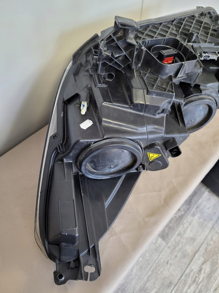 Frontscheinwerfer Ford Kuga 90156445 Rechts Scheinwerfer Headlight SCH2952525358tr