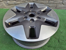 Laden Sie das Bild in den Galerie-Viewer, 1x Alufelge 18 Zoll 6x139.7 52910CG920 Hyundai Staria Rim Wheel FEL6793374941vy