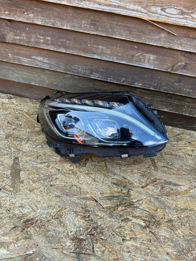 Frontscheinwerfer Mercedes-Benz W205 A2059068801 LED Rechts Headlight SCH9975708075vg