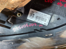 Laden Sie das Bild in den Galerie-Viewer, Frontscheinwerfer Ford Kuga III LV4B-13E014-FB S2510F107 Full LED Rechts SCH5884067123aq