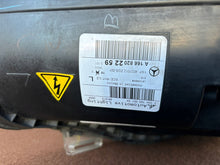 Load image into Gallery viewer, Frontscheinwerfer Mercedes-Benz W166 A1668202259 Links Scheinwerfer Headlight