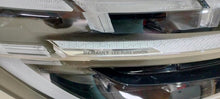 Laden Sie das Bild in den Galerie-Viewer, Frontscheinwerfer Renault 260100543R LED Rechts Scheinwerfer Headlight SCH4642452727ad