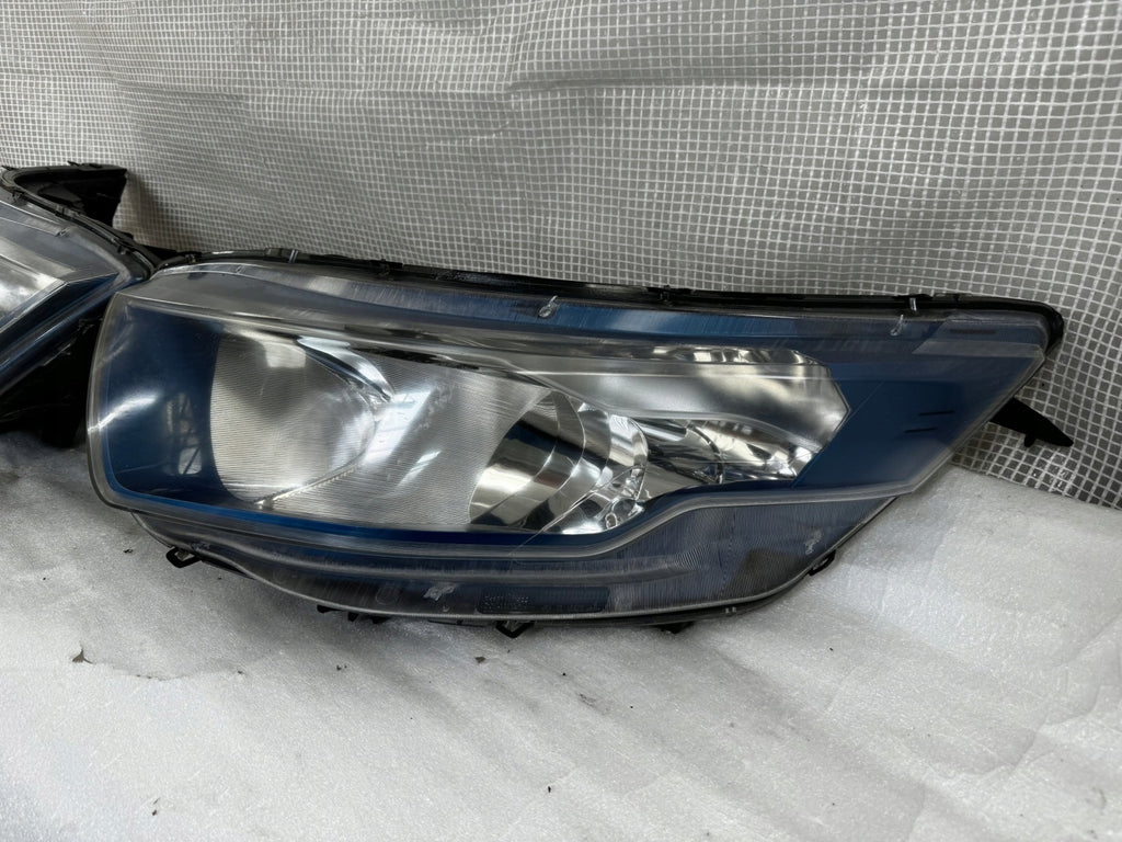 Frontscheinwerfer Iveco Daily I 5802325425 582325419 Ein Satz Headlight SCH9342263777fa