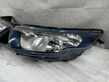 Laden Sie das Bild in den Galerie-Viewer, Frontscheinwerfer Iveco Daily I 5802325425 582325419 Ein Satz Headlight SCH9342263777fa