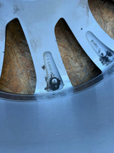 Load image into Gallery viewer, 1x Alufelge 19 Zoll 9.0" 5x120 18ET 6858875 BMW Rim Wheel FEL1121179047ky