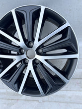 Laden Sie das Bild in den Galerie-Viewer, 1x Alufelge 19 Zoll 7.5" 5x114.3 53ET Glanz Silber 52910D7510 Hyundai Tucson Mg FEL8877371526mb