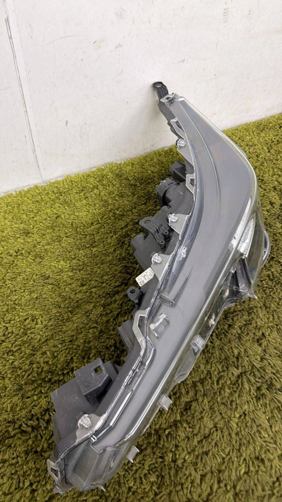 Frontscheinwerfer Toyota Corolla 81150-02S60 LED Links Scheinwerfer Headlight SCH4690555697gq