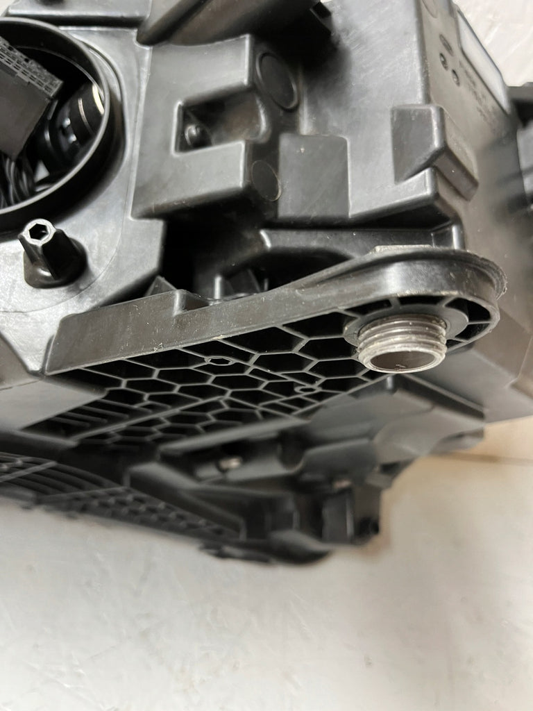 Frontscheinwerfer Skoda Superb III 3V1941016D LED Rechts Scheinwerfer Headlight