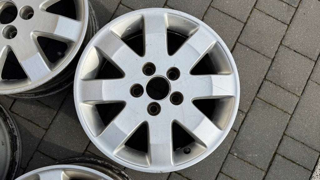 1x Alufelge 16 Zoll 6.0" 5x114.3 45ET H2S660A Honda I 1 Rim Wheel FEL6625029890qm