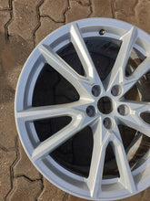 Load image into Gallery viewer, 1x Alufelge 20 Zoll 8.0&quot; 5x112 39ET Glanz Schwarz 80A071490C Audi Q5 Rim Wheel