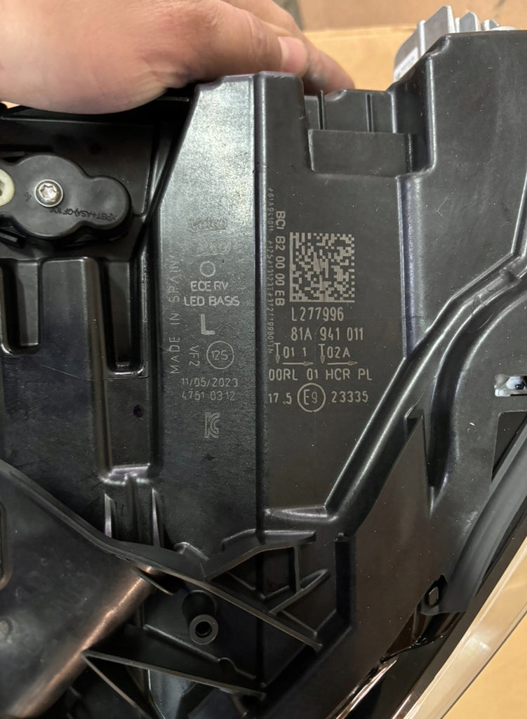 Frontscheinwerfer Audi Q2 81A941011 Full LED Links Scheinwerfer Headlight