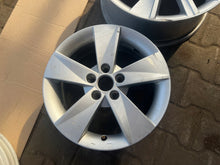 Load image into Gallery viewer, 1x Alufelge 15 Zoll 6.0" 5x100 5J0601025AB Skoda Fabia Rim Wheel FEL8916172476zb