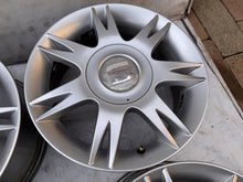 Load image into Gallery viewer, 4x Alufelge 15 Zoll 6.0" 5x100 43ET Glanz Silber 6L0601025A Seat I Rim Wheel FEL6814274215kh