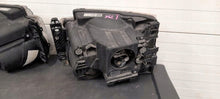 Laden Sie das Bild in den Galerie-Viewer, Frontscheinwerfer Land Rover I Discovery L797A Vorderseite Headlight SCH9373212105ho