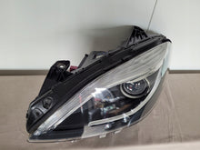Laden Sie das Bild in den Galerie-Viewer, Frontscheinwerfer Mercedes-Benz W246 A2468207161 Xenon Links Headlight SCH6005020121wq