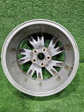 Laden Sie das Bild in den Galerie-Viewer, 1x Alufelge 16 Zoll 6.5&quot; 5x112 3G0601025A Audi B8 Passat Rim Wheel