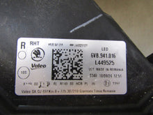 Load image into Gallery viewer, Frontscheinwerfer Skoda Fabia 6VB941016 LED Rechts Scheinwerfer Headlight