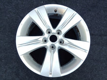 Load image into Gallery viewer, 1x Alufelge 17 Zoll 6.5" 5x114.3 35ET Glanz Silber 52910-3U200 Kia Sportage FEL1144282739md
