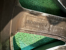 Load image into Gallery viewer, 1x Alufelge 17 Zoll 6.5" 5x112 48,5ET 5TA601025J VW Touran Rim Wheel FEL9386999496uo