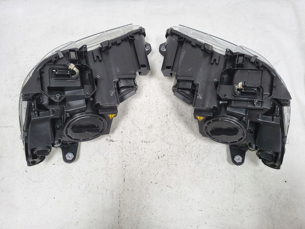Frontscheinwerfer Mercedes-Benz W204 A2048202961 A2048200159 Xenon Ein Satz SCH5509218011yg
