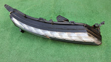 Laden Sie das Bild in den Galerie-Viewer, Frontscheinwerfer Mitsubishi Eclipse Cross Full LED Rechts Headlight