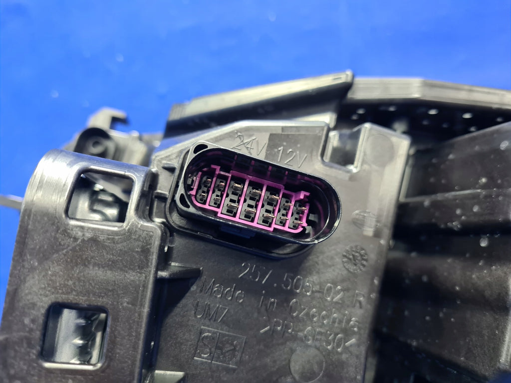 Frontscheinwerfer Audi E-Tron 85E941040AB LED Rechts Scheinwerfer Headlight SCH9087915180jc