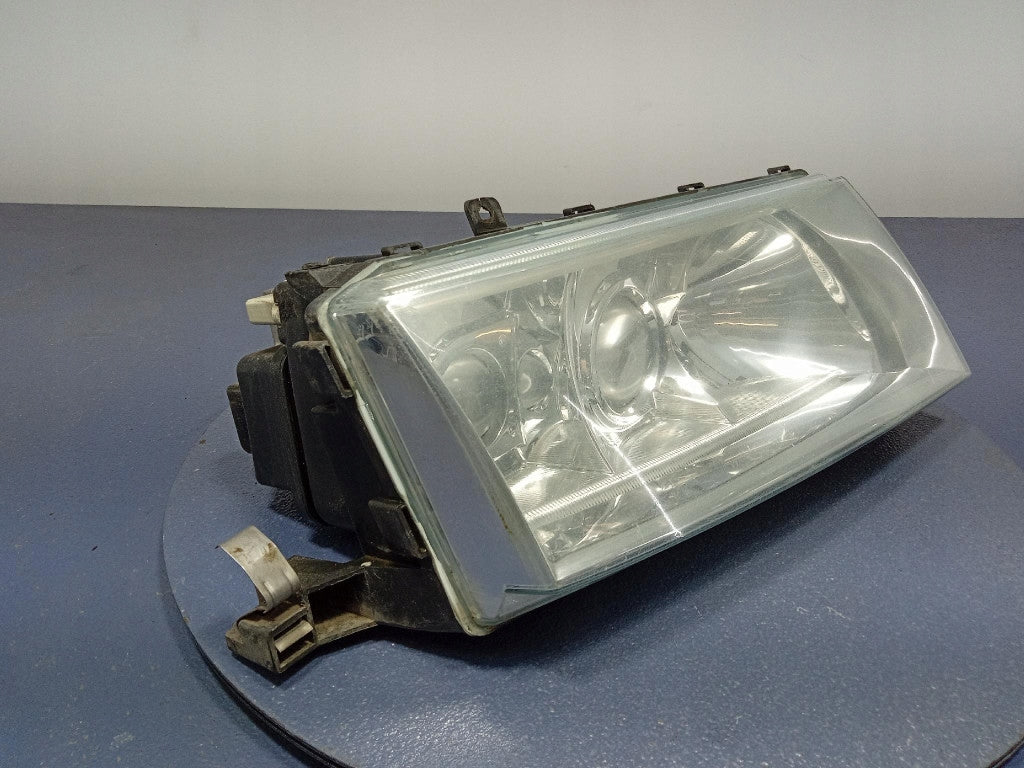 Frontscheinwerfer Skoda Octavia I 949266 Xenon Rechts Scheinwerfer Headlight SCH1133575359jj