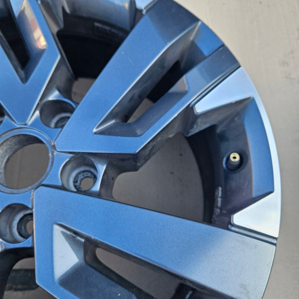 1x Alufelge 18 Zoll 7.5" 5x120 45ET Glanz Schwarz 2H6601025J VW Amarok Rim Wheel FEL8069141718aj