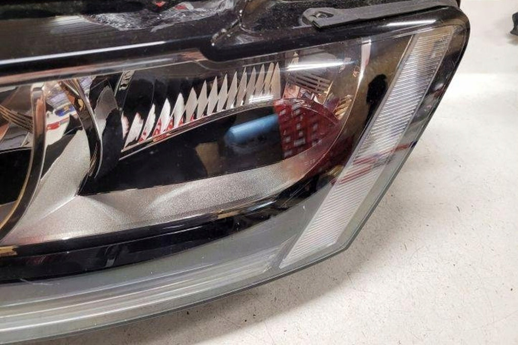 Frontscheinwerfer Audi Q5 8R0941003 Links Scheinwerfer Headlight