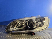 Load image into Gallery viewer, Frontscheinwerfer Volvo S60 V60 31420261 Xenon Links Scheinwerfer Headlight SCH5783315800ra