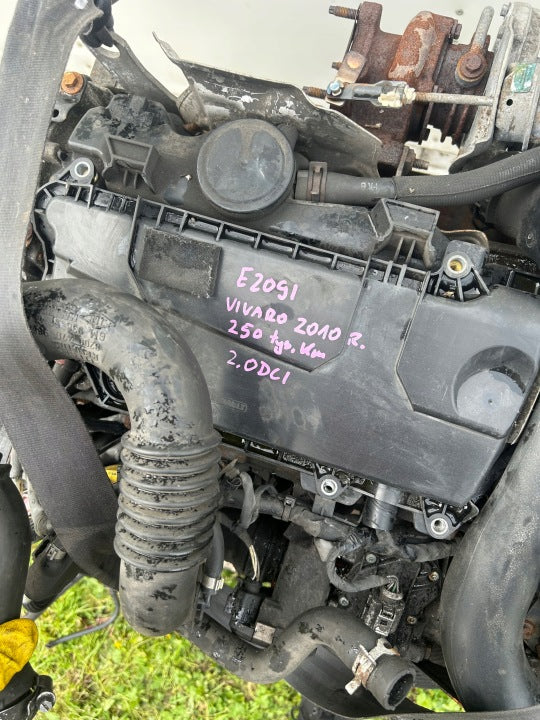 Motor Opel Renault Vivaro Trafic II M786 2.0 DCI 250TKm 2010 Diesel Komplett MOT1888502437od