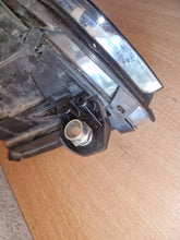 Load image into Gallery viewer, Frontscheinwerfer Mercedes-Benz W204 A2048204339 XENON Links Headlight