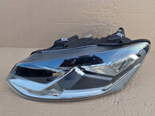 Load image into Gallery viewer, Frontscheinwerfer VW Polo 6C1941005 Links Scheinwerfer Headlight