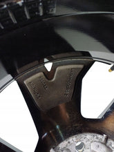 Laden Sie das Bild in den Galerie-Viewer, 1x Alufelge 18 Zoll 7.0" 5x114.3 35ET 403009719R Renault Koleos I Arkana FEL5598704999wc