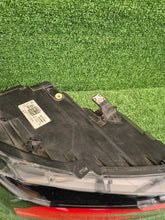 Laden Sie das Bild in den Galerie-Viewer, Frontscheinwerfer VW Polo 2G1941036G LED Rechts Scheinwerfer Headlight SCH3446110213hf