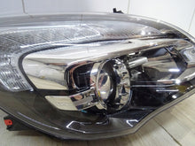 Laden Sie das Bild in den Galerie-Viewer, Frontscheinwerfer Opel Meriva B 13372333 13372334 LED Rechts oder Links