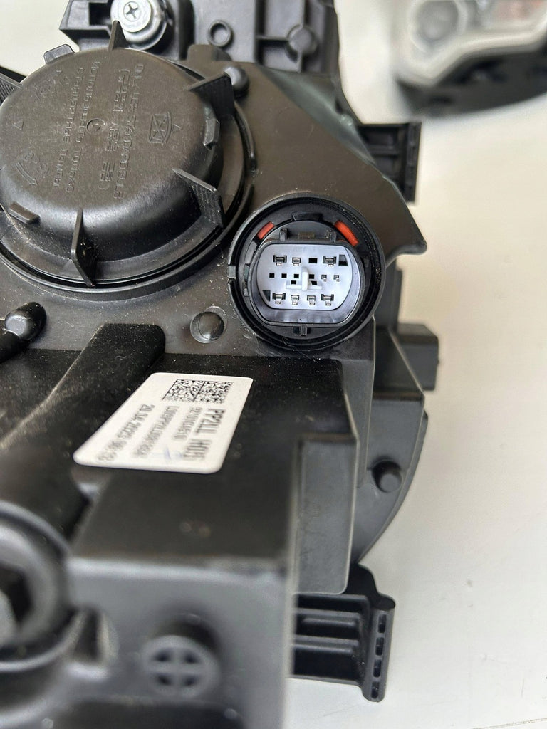 Frontscheinwerfer Hyundai I30 III G4921-64010 Links Scheinwerfer Headlight SCH4946487638eb