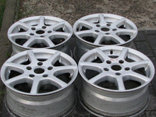 Laden Sie das Bild in den Galerie-Viewer, 4x Alufelge 15 Zoll 7.0" 5x120 47ET Matt Silber BMW Rim Wheel FEL9452606248cx
