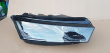 Laden Sie das Bild in den Galerie-Viewer, Frontscheinwerfer Skoda Octavia IV 5E4941016A Full LED Rechts Headlight SCH8680217887fq