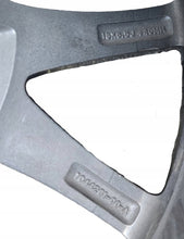 Load image into Gallery viewer, 1x Alufelge 18 Zoll 8.5" 5x112 40ET Glanz Schwarz 1044261-00-A Tesla Model 3 FEL9851796688le