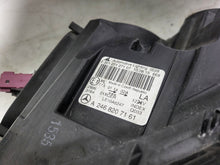 Laden Sie das Bild in den Galerie-Viewer, Frontscheinwerfer Mercedes-Benz W246 A2468207161 Xenon Links Headlight SCH3640676046vo