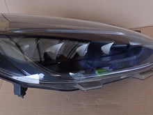 Laden Sie das Bild in den Galerie-Viewer, Frontscheinwerfer Ford Fiesta H1BB-13E014-CE Full LED Rechts Headlight SCH4242062306ef