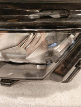 Load image into Gallery viewer, Frontscheinwerfer Skoda Kamiq 658941015 Links Scheinwerfer Headlight SCH2222850212cj
