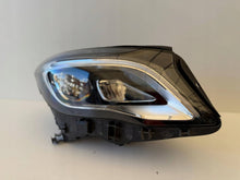 Laden Sie das Bild in den Galerie-Viewer, Frontscheinwerfer Mercedes-Benz Gla A1569067000 LED Rechts Headlight SCH8260274739rw
