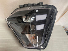 Laden Sie das Bild in den Galerie-Viewer, Frontscheinwerfer Hyundai Kona 92101-BE050 LED Links Scheinwerfer Headlight SCH2776013948bs