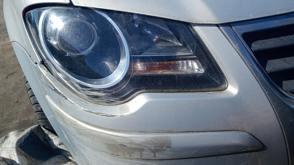Frontscheinwerfer VW Touran 18614281949 Rechts Scheinwerfer Headlight SCH2430044902kf