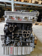 Load image into Gallery viewer, Motor VW T6 T5 CFCA 2.0 TDI 180PS 132kW 137TKm 2015 Diesel Engine Unkomplett