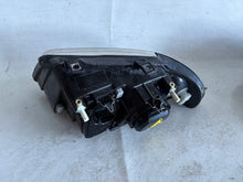 Load image into Gallery viewer, Frontscheinwerfer Audi A4 B5 8D0941029AN Xenon Ein Stück (Rechts oder Links)
