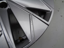 Laden Sie das Bild in den Galerie-Viewer, 1x Alufelge 17 Zoll 6.5" 5x100 40ET 658601025AA Skoda I Rim Wheel FEL5863615021br