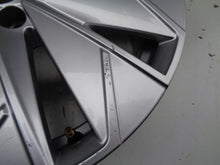 Load image into Gallery viewer, 1x Alufelge 17 Zoll 6.5" 5x100 40ET 658601025AA Skoda I Rim Wheel FEL5863615021br